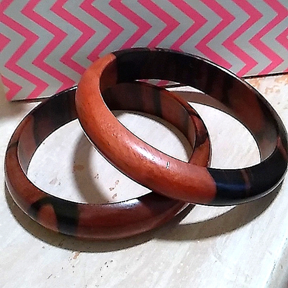 Wooden Bangles * Price Firm*